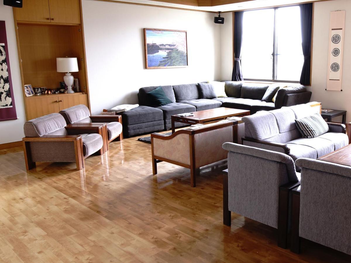Refre Hotel Мёко Экстерьер фото