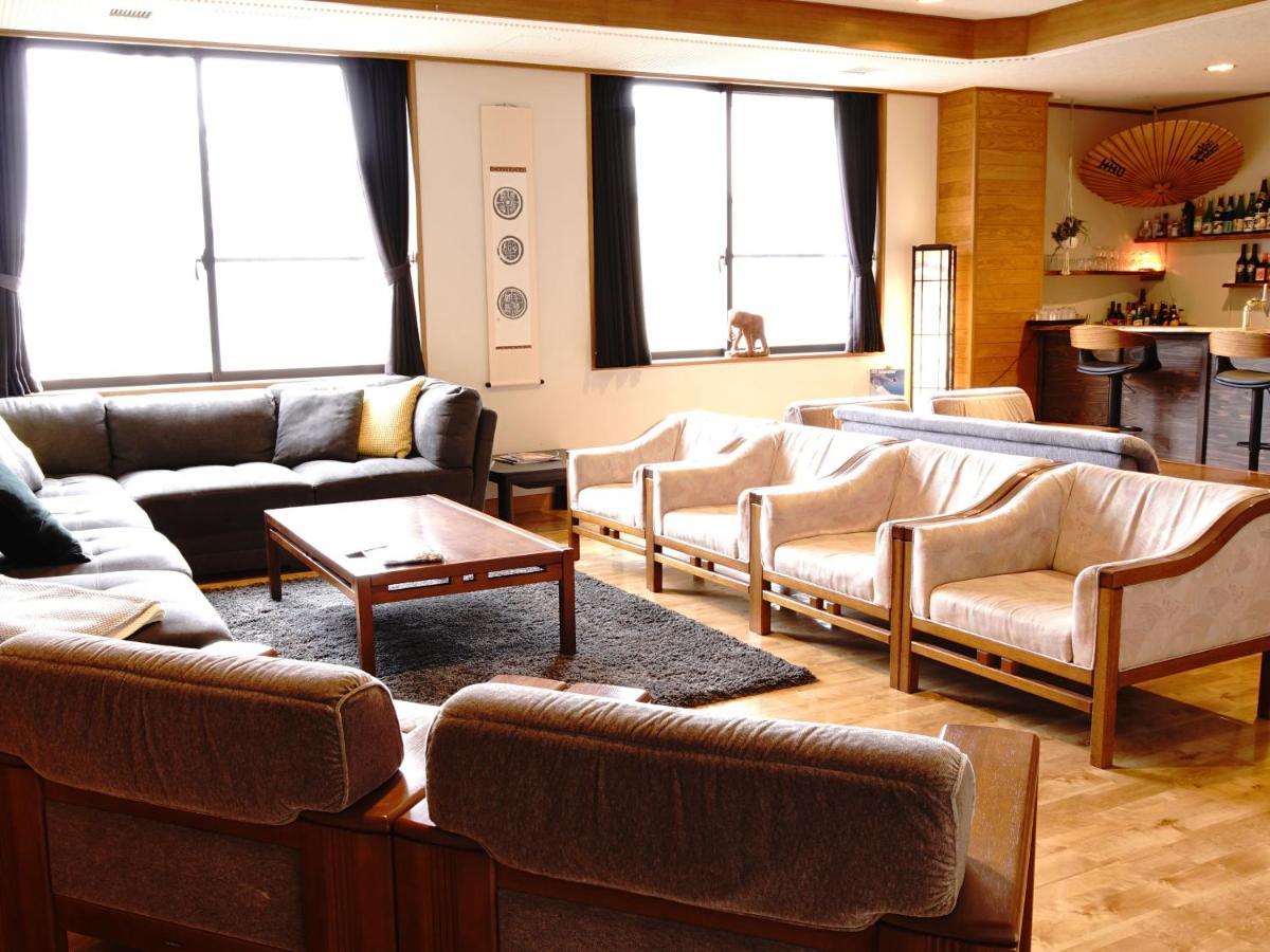 Refre Hotel Мёко Экстерьер фото