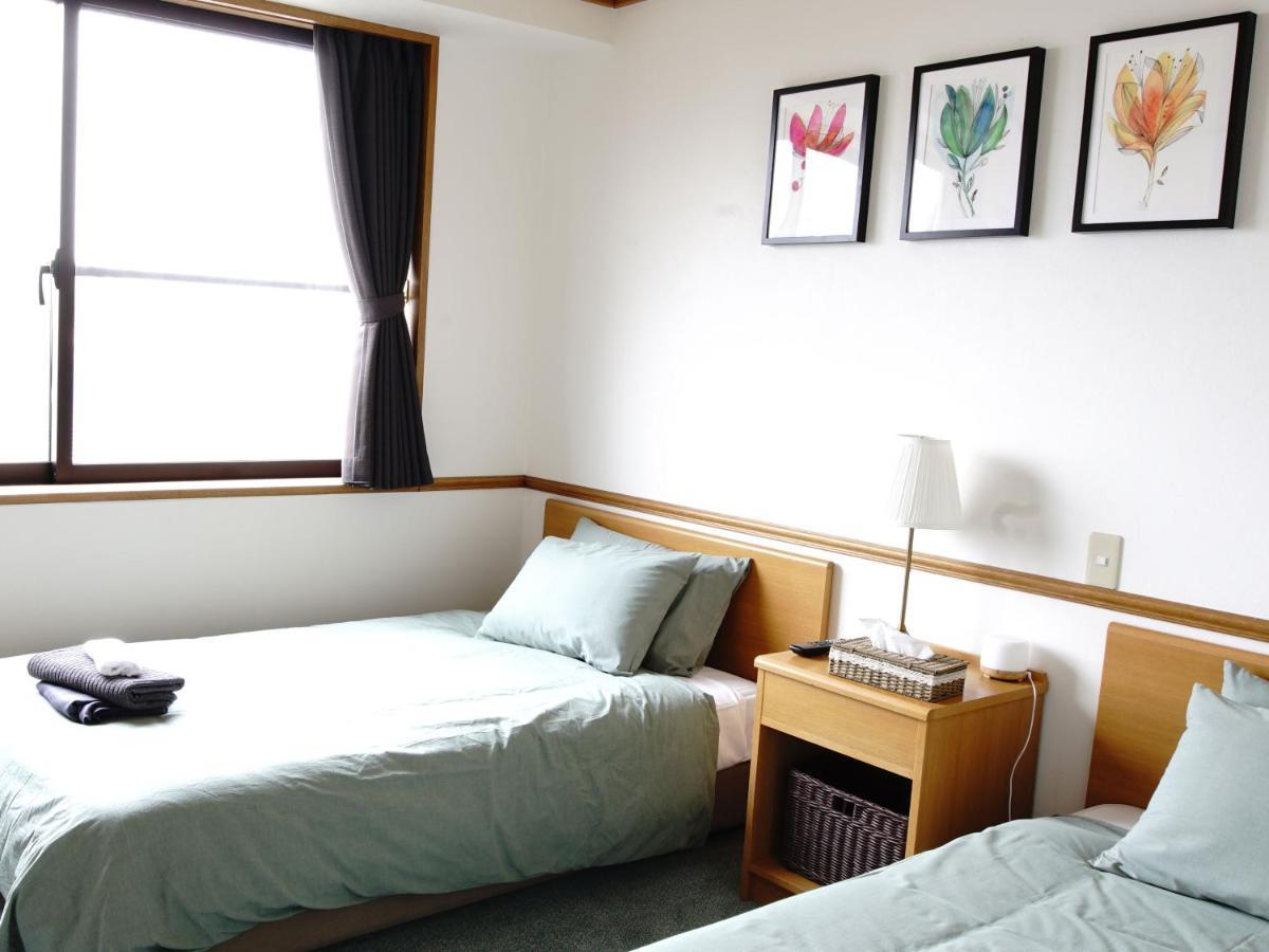 Refre Hotel Мёко Экстерьер фото