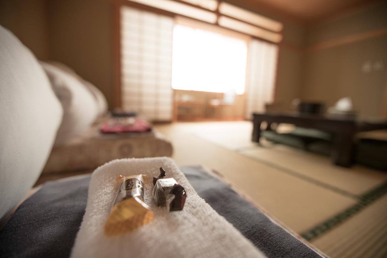 Refre Hotel Мёко Экстерьер фото
