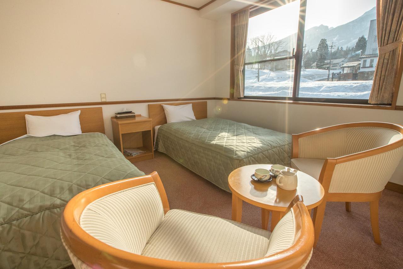 Refre Hotel Мёко Экстерьер фото